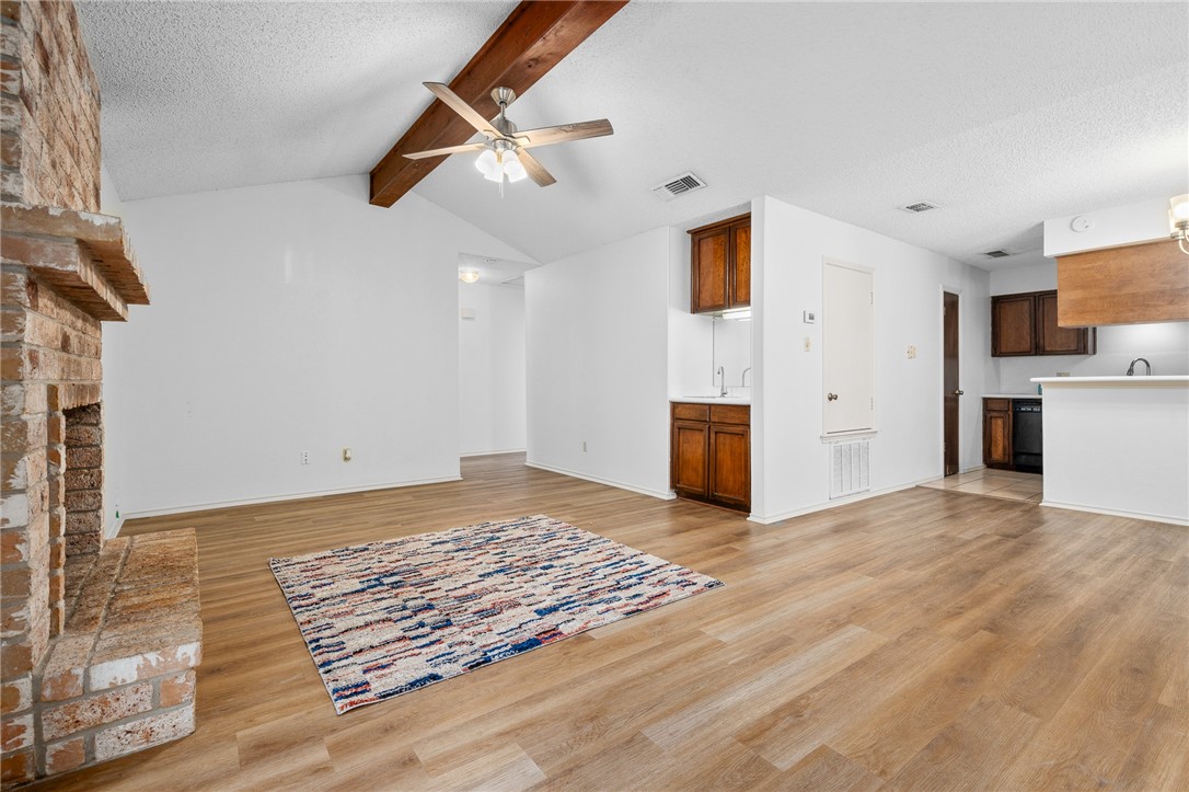 7038 Eldora Dr Property Photo 5