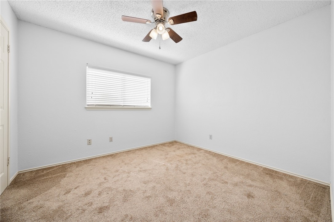 7038 Eldora Dr Property Photo 17