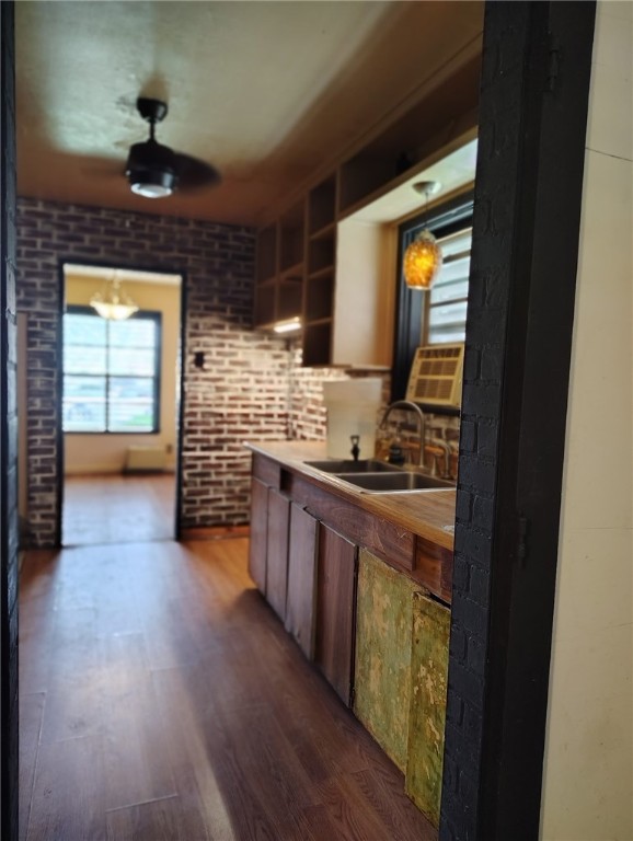 4602 Christie Property Photo 15