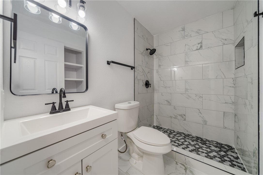 2442 Bevecrest Dr Property Photo 20