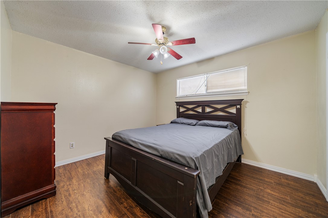 1011 Ennis Joslin 137 Property Photo 14