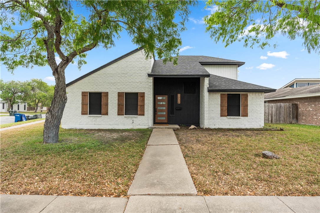 7038 Powderhorn Ct Property Photo
