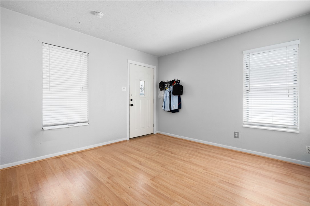 637 Bel Air Dr Property Photo 7