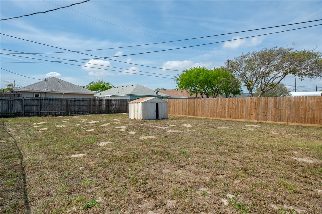 637 Bel Air Dr Property Photo 25