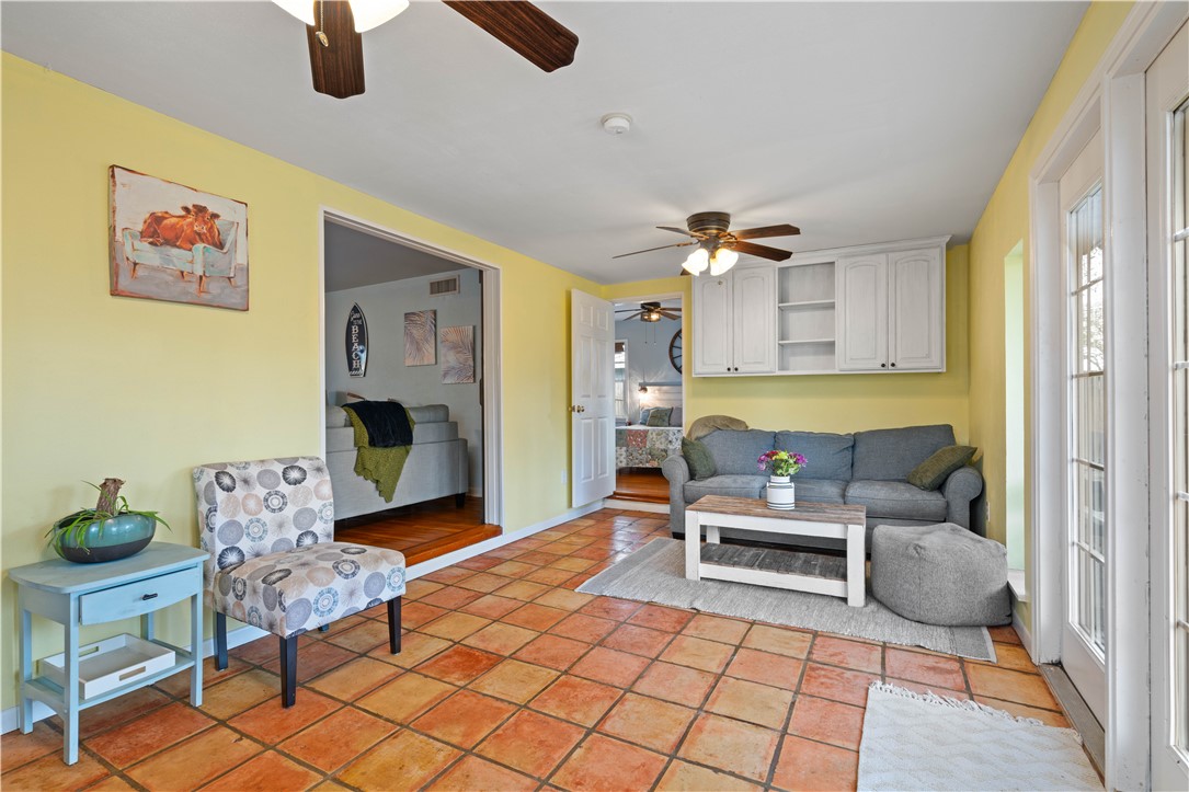 613 Grant Pl Property Photo 18