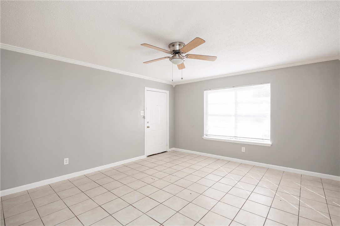 937 Quetzal St Property Photo 3