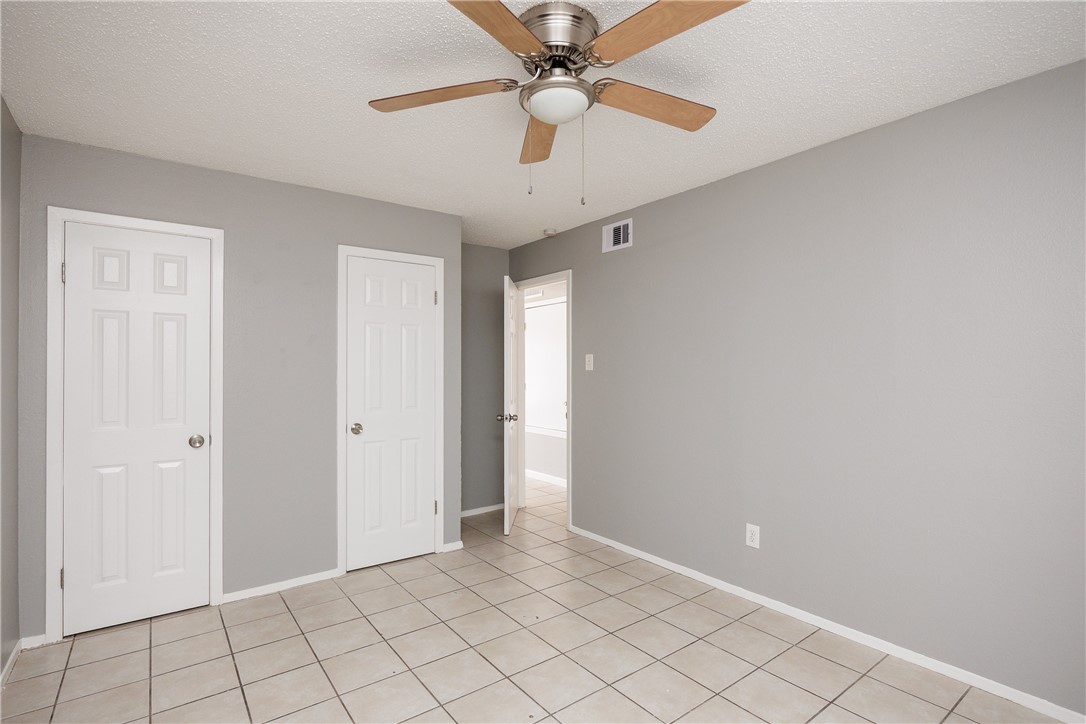 937 Quetzal St Property Photo 8