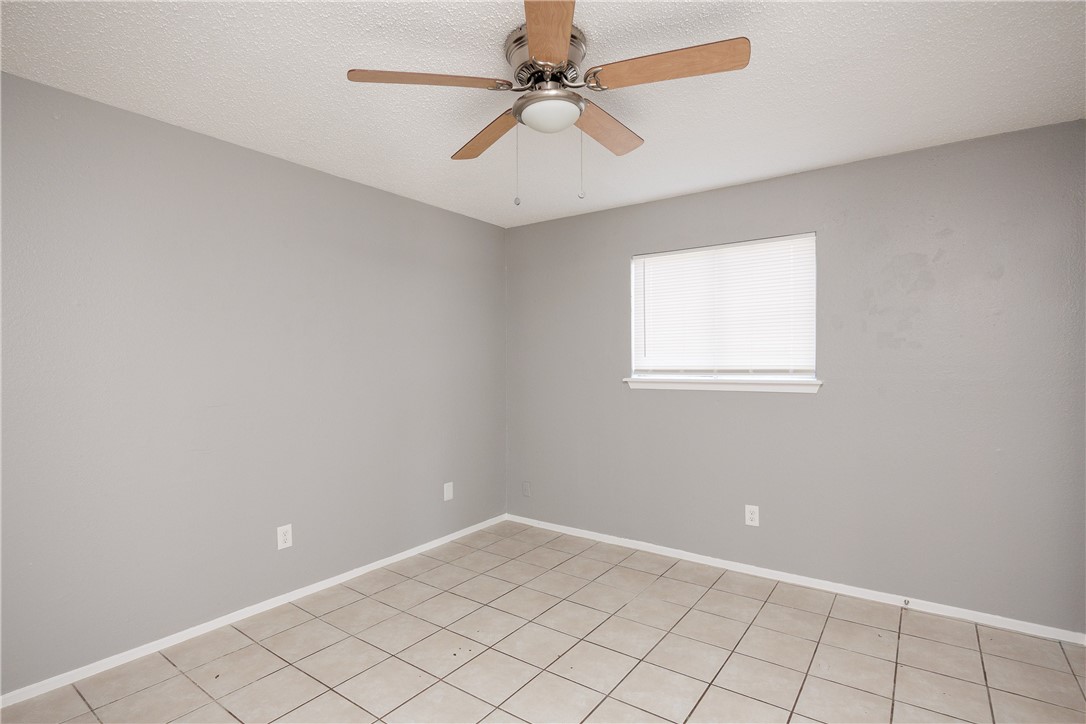 937 Quetzal St Property Photo 12