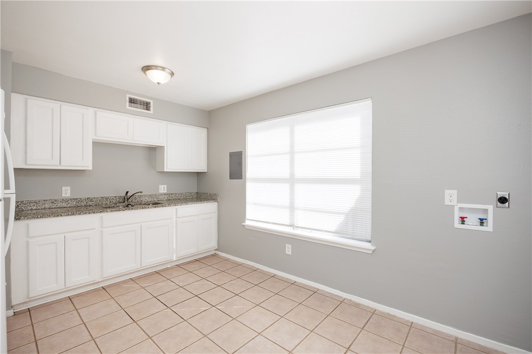 937 Quetzal St Property Photo 17