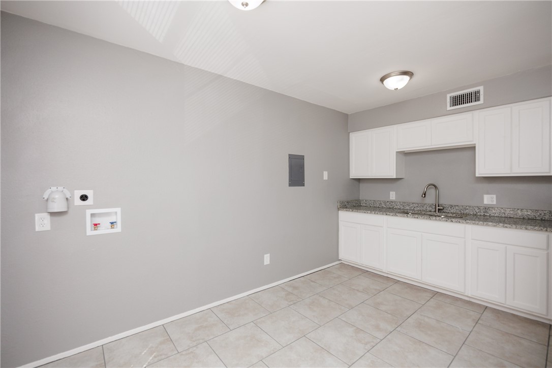 937 Quetzal St Property Photo 29