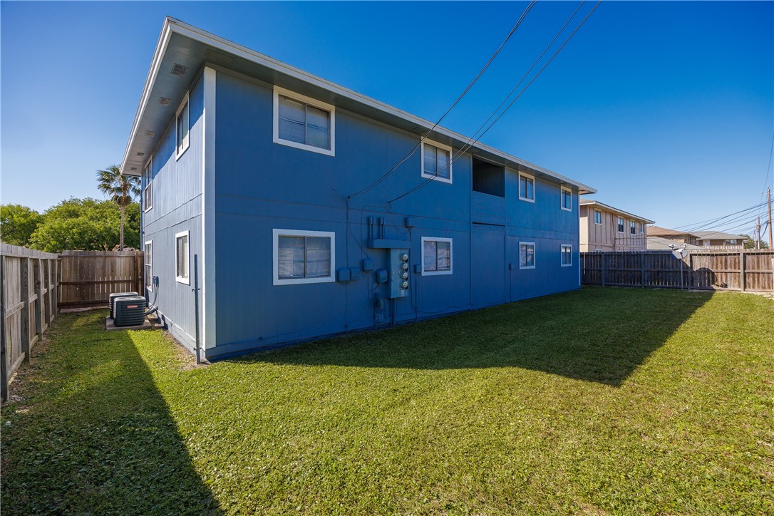 937 Quetzal St Property Photo 36