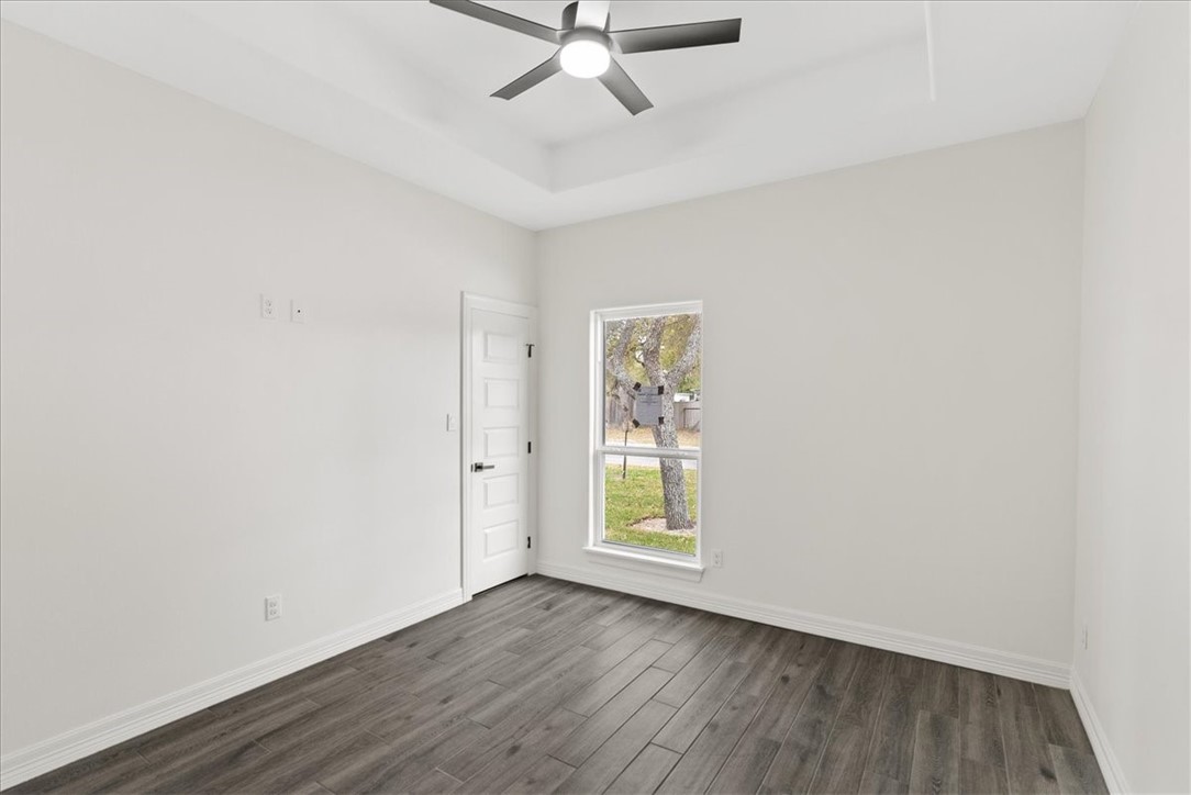 411 Magnolia W Property Photo 23