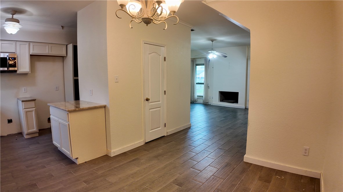 2809 Saint Joseph St H Property Photo 7