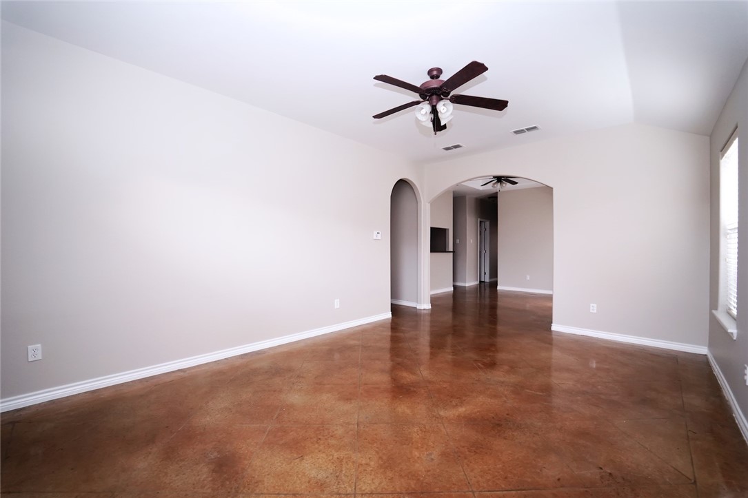 6614 Rhine Dr A Property Photo 3