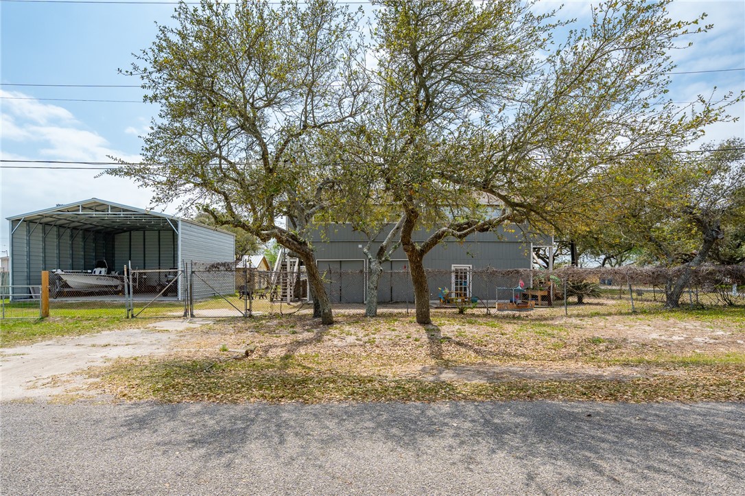 120 N Gagon St Property Photo 4