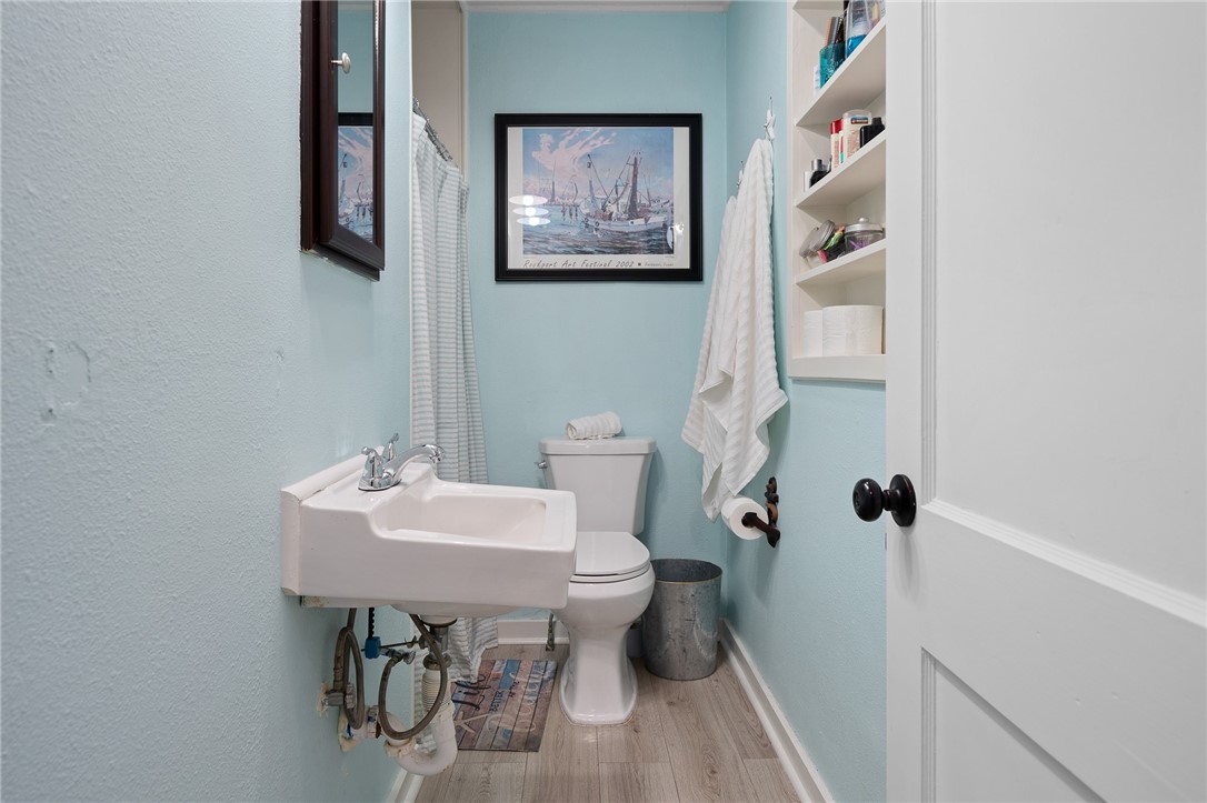 120 N Gagon St Property Photo 24