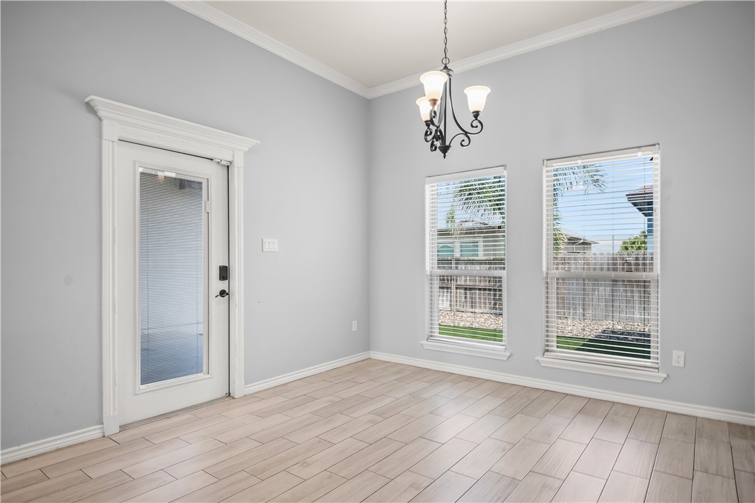 15638 Dyna St Property Photo 14