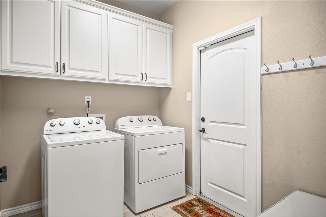 15638 Dyna St Property Photo 15