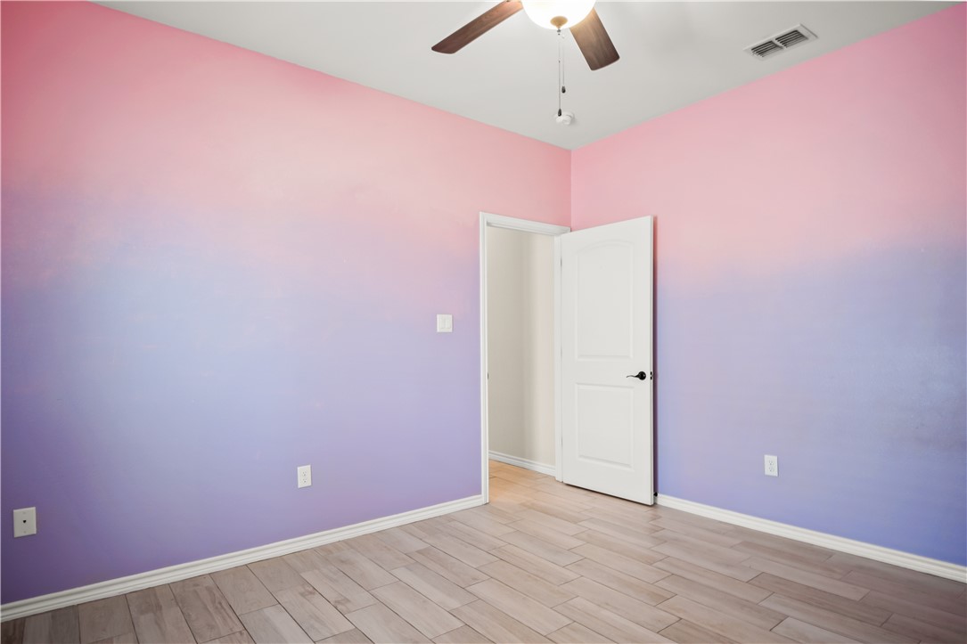15638 Dyna St Property Photo 31