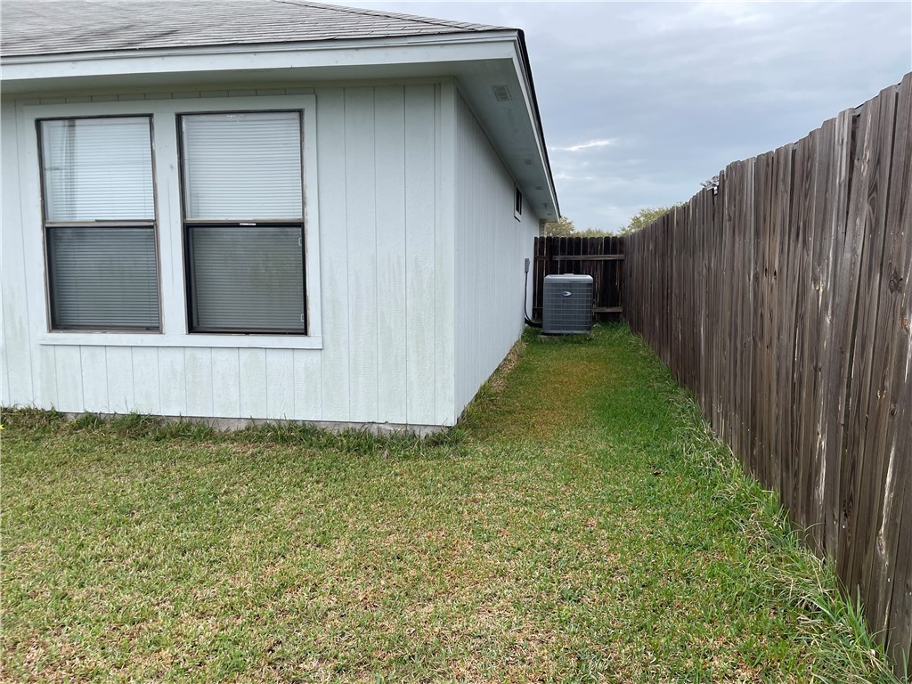 2629 Raintree Trai Property Photo 18