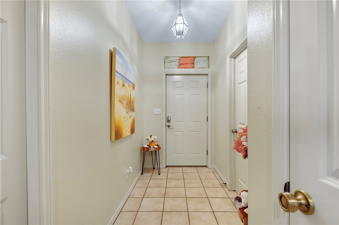 39 Front St Property Photo 15