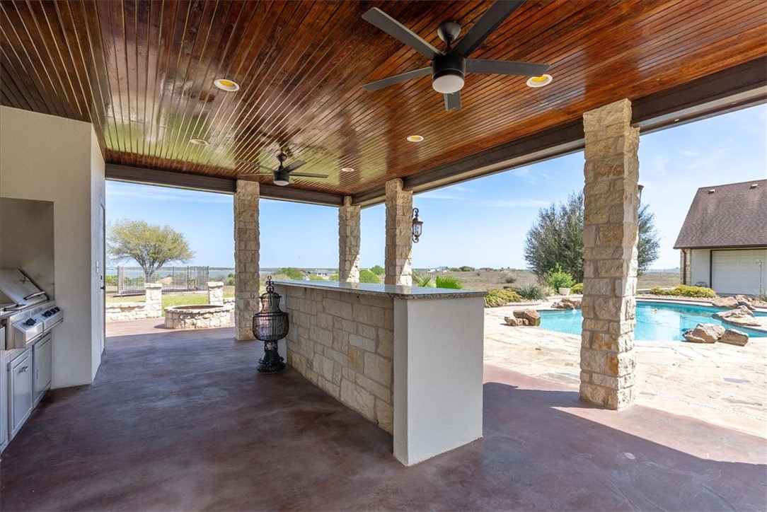 1260 County Rd 3651 Property Photo 36