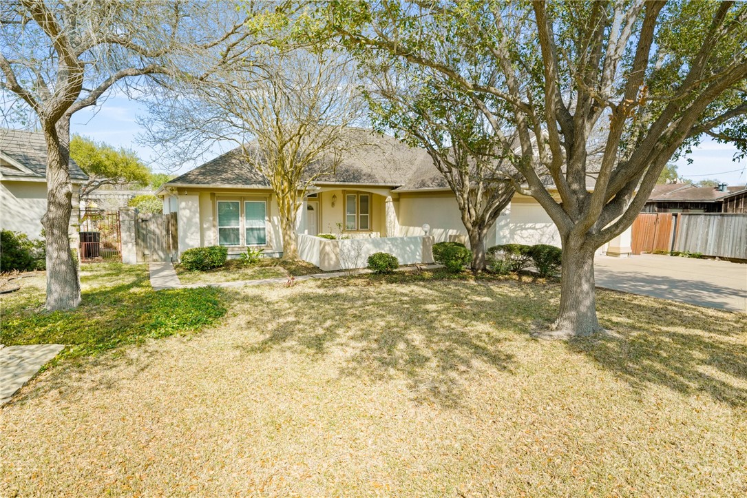 3304 Floyd St Property Photo 2