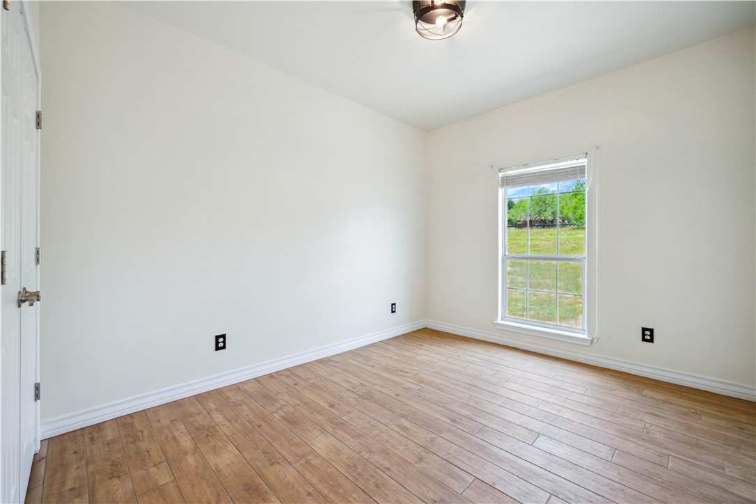 125 Hilltop Circ Property Photo 13