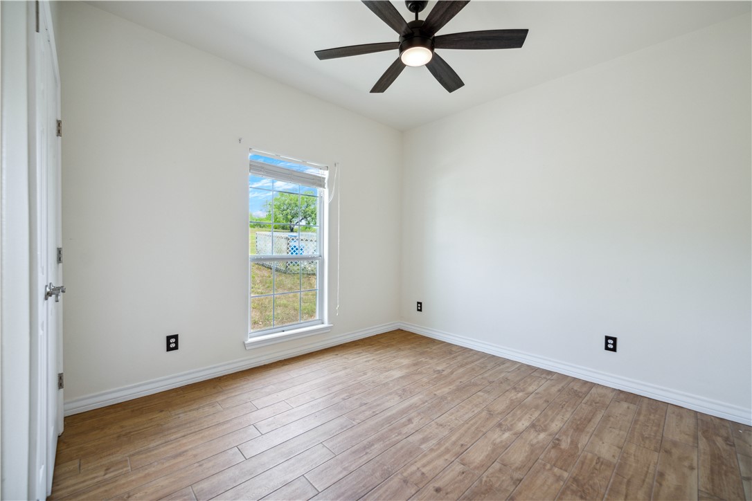 125 Hilltop Circ Property Photo 14