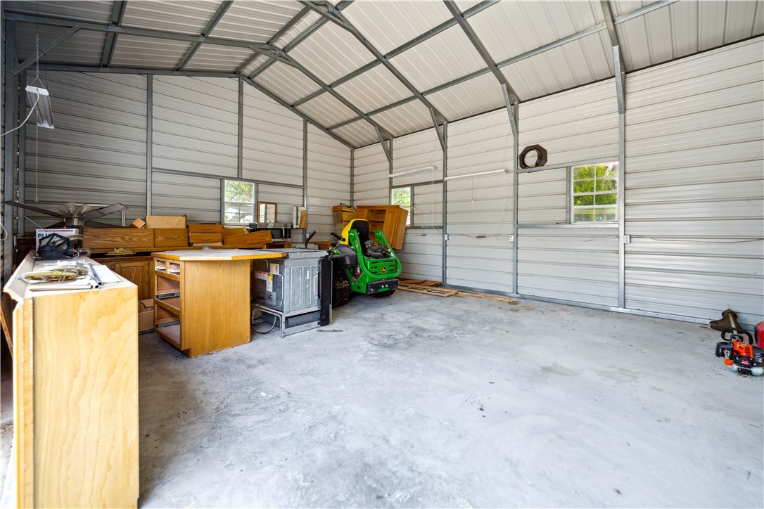 125 Hilltop Circ Property Photo 27