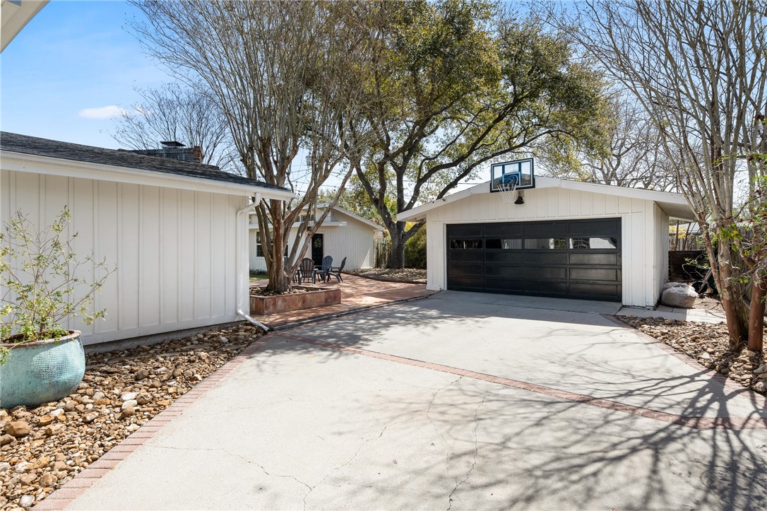 441 Dolphin Pl Property Photo 39
