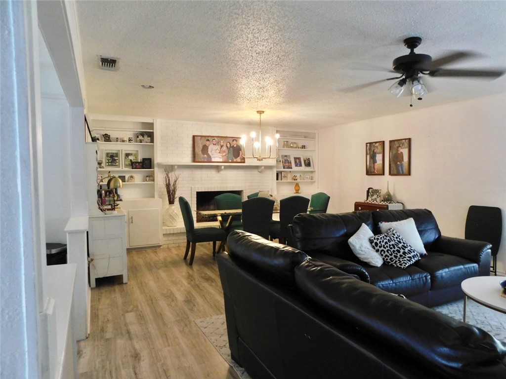 1605 Delwood Property Photo 8