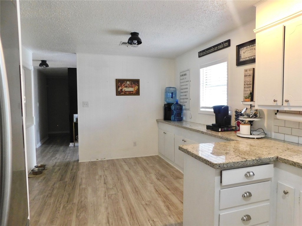 1605 Delwood Property Photo 10