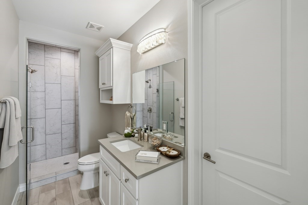 108 Bay Harbor Dr Property Photo 19
