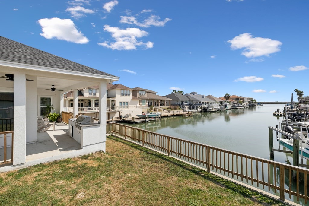 108 Bay Harbor Dr Property Photo 33