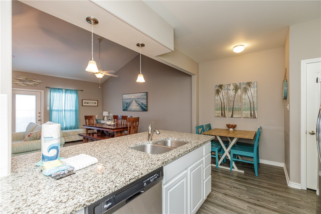 15108 Dory Dr Property Photo 3