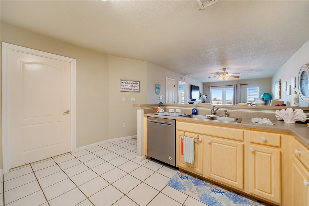 5495 State Highway 361 1006 Property Photo 16