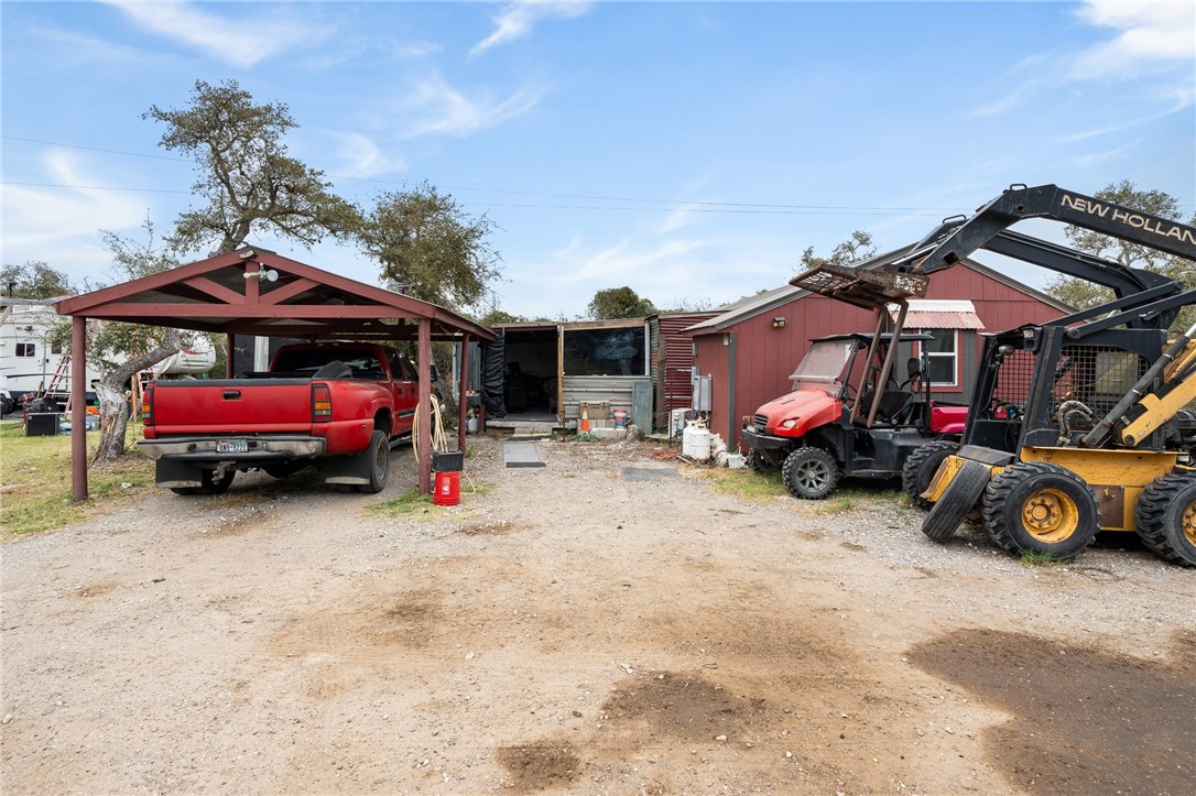 2245 Murphy Rd Property Photo 4