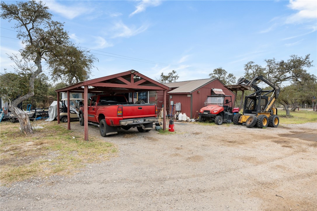 2245 Murphy Rd Property Photo 5