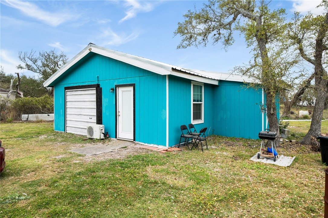 2245 Murphy Rd Property Photo 16