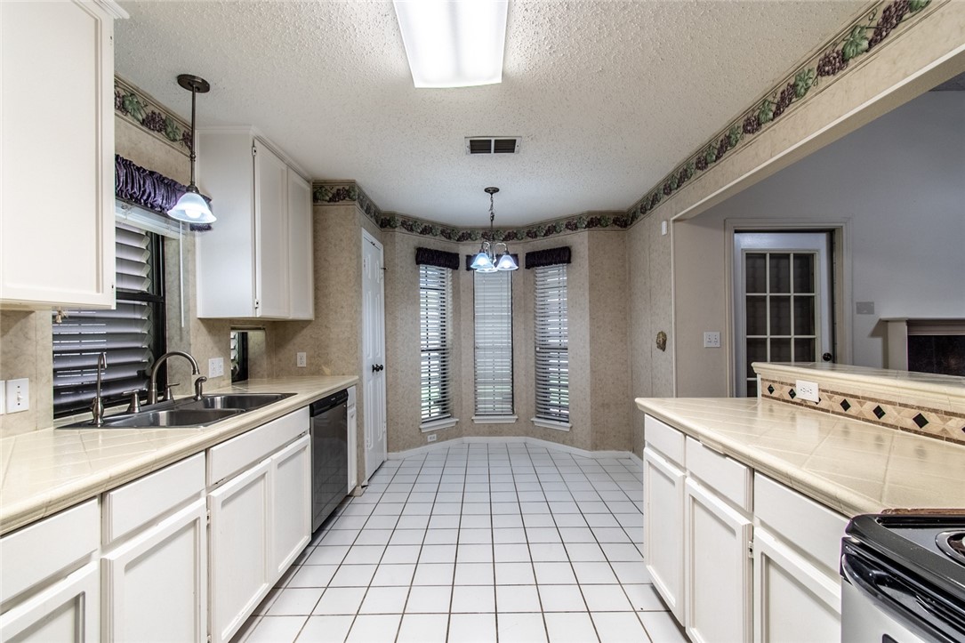 2109 Gershwin Lane Property Photo 10