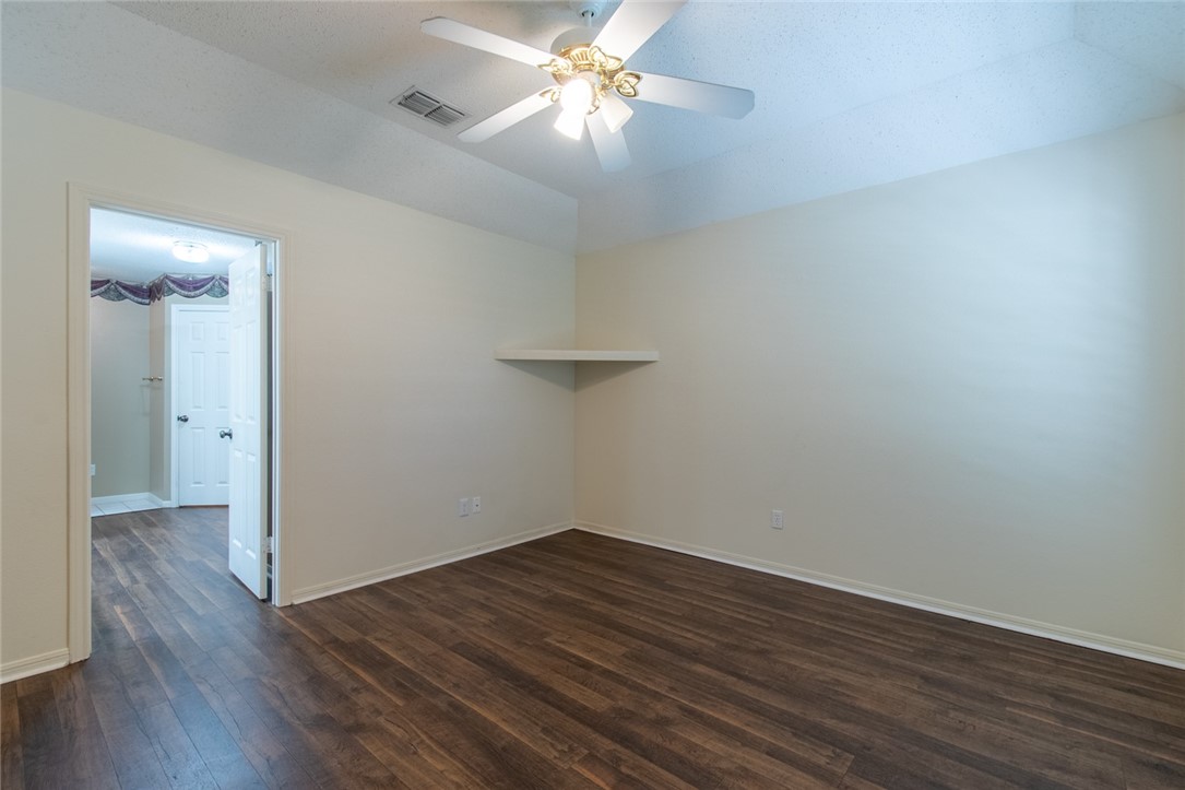 2109 Gershwin Lane Property Photo 16