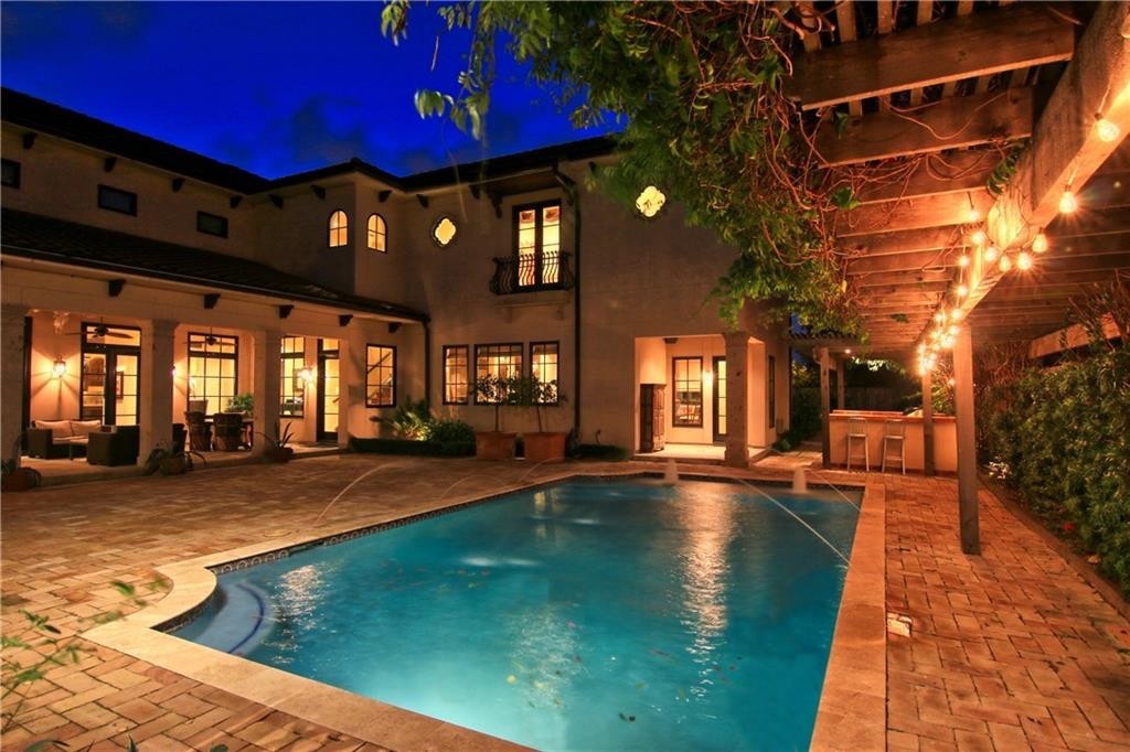 202 Amistad Property Photo 2