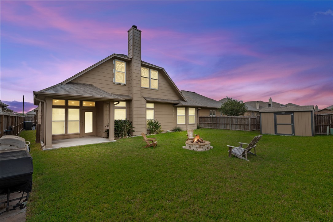 7822 Rancho Vista Blvd E Property Photo 2
