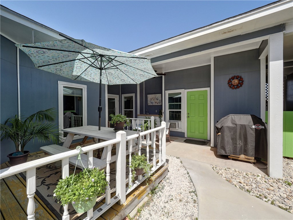 6233 Highway 361 3 Property Photo 10