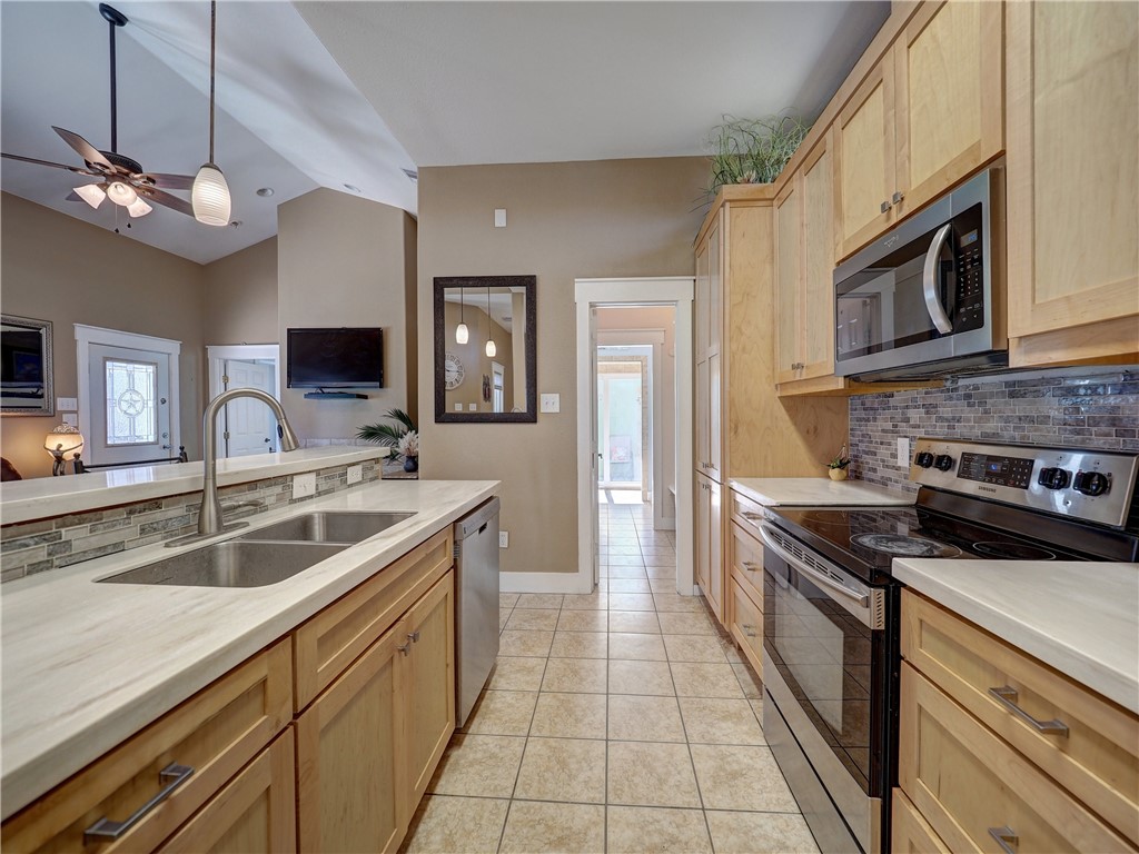 6233 Highway 361 3 Property Photo 23