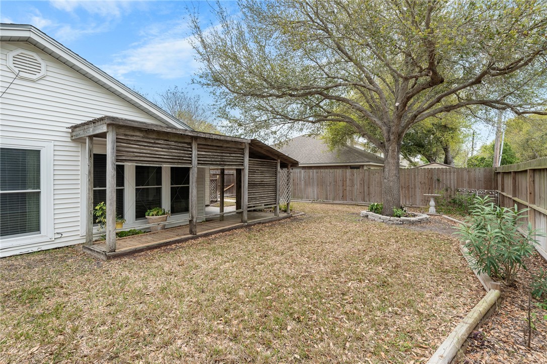 315 Sea Gate Dr Property Photo 32
