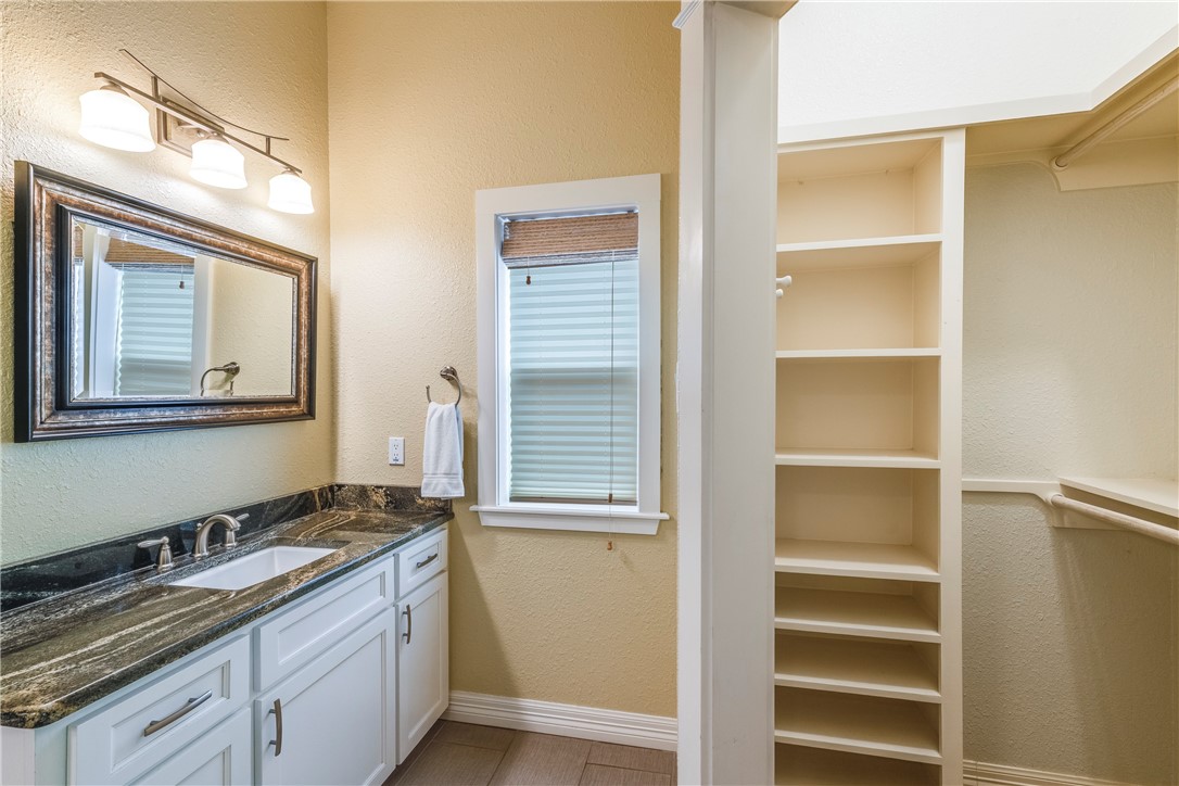 507 E Cotter Ave Property Photo 18