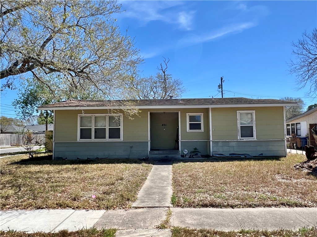 401 Stages Dr Property Photo 1