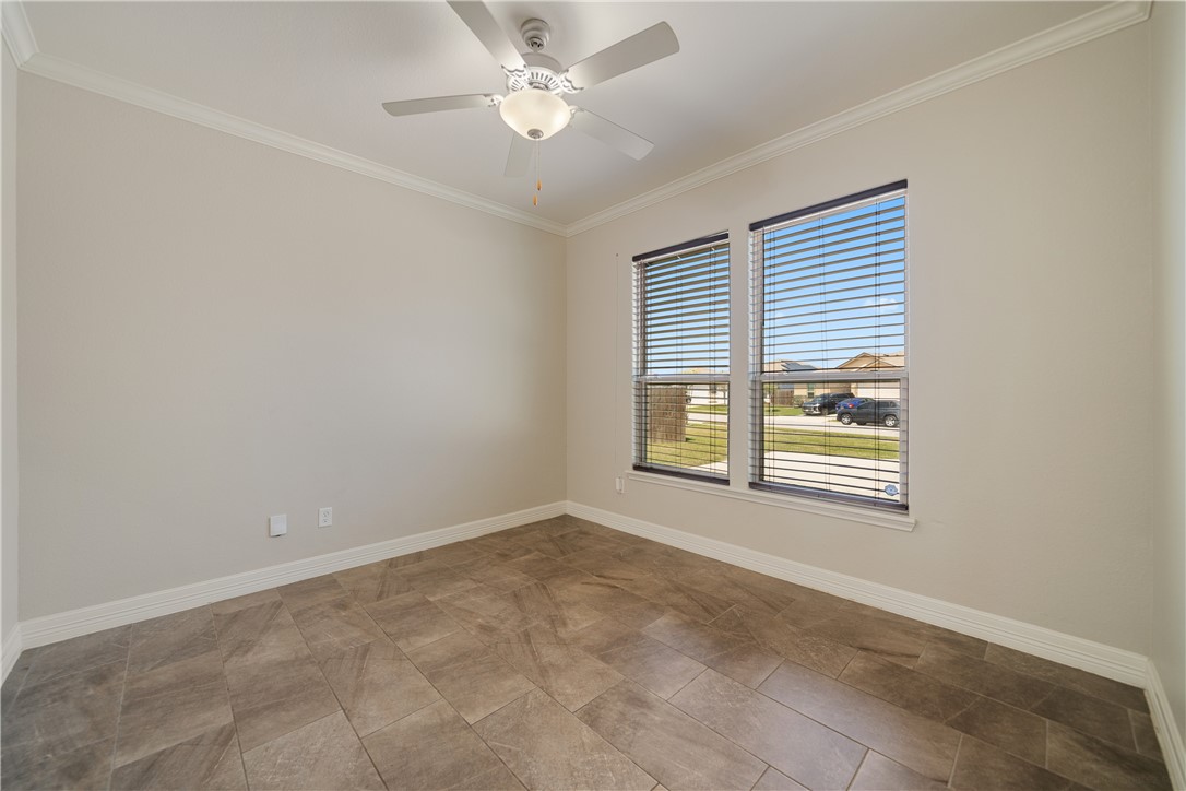 7701 Dove Hollow Dr Property Photo 12